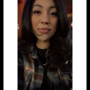 Meet your Posher, Gabby